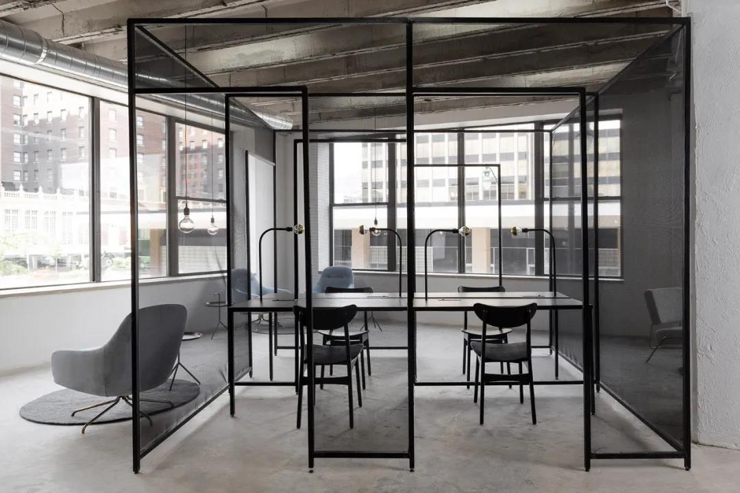 網(wǎng)格屏風(fēng)辦公室裝修圖片