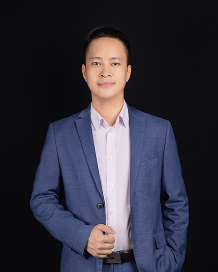 經(jīng)理  張啟友